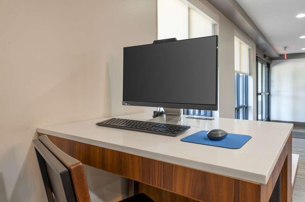 Best Western Plus Lafayette Hotel University Area Bekvämligheter bild